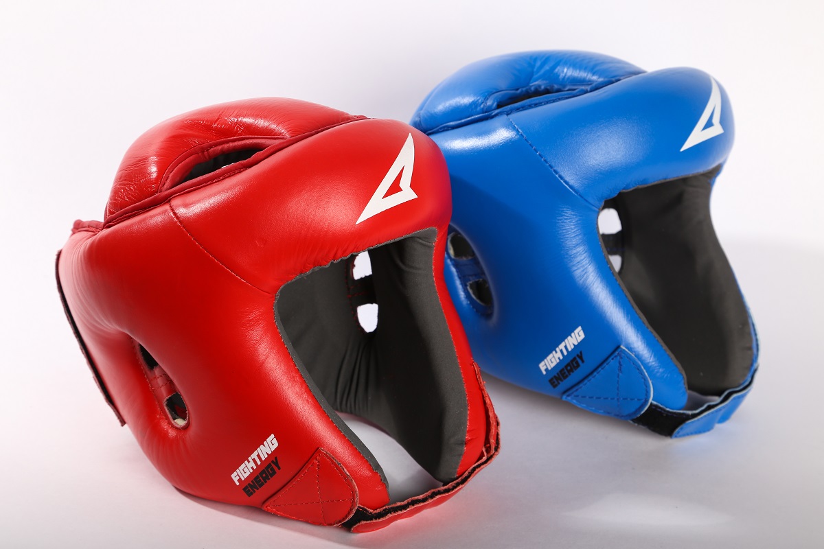 Шлем бокс Fighting Energy с закрытым верхом